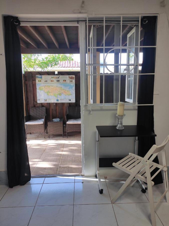 Apartamento Garden Studio Flat Mango Walk Montego Bay Exterior foto